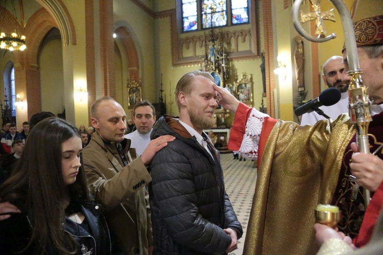 Bierzmowanie u Świętej Rodziny w Tarnowie