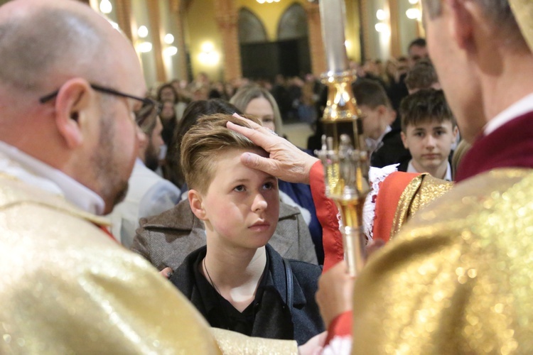 Bierzmowanie u Świętej Rodziny w Tarnowie