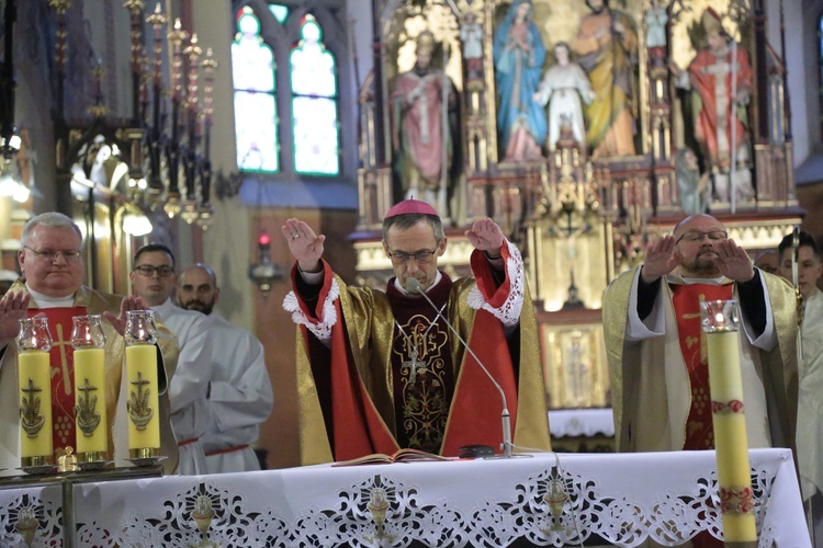 Bierzmowanie u Świętej Rodziny w Tarnowie