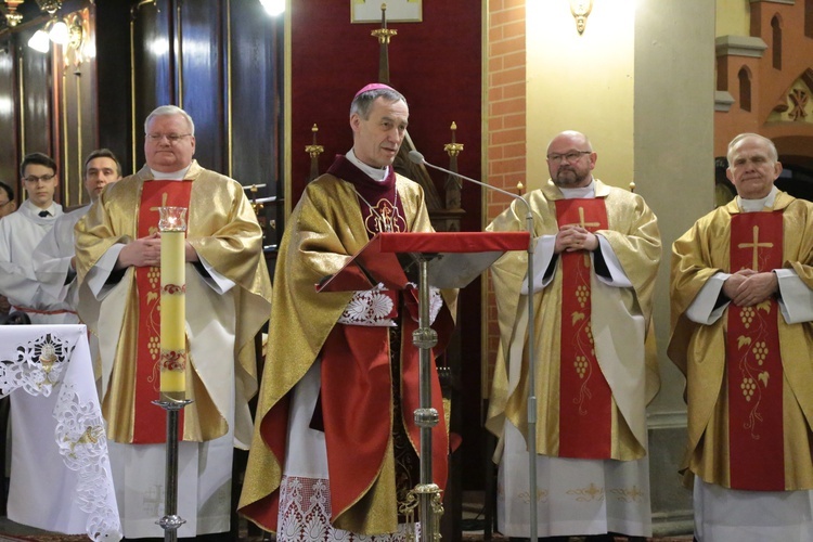 Bierzmowanie u Świętej Rodziny w Tarnowie