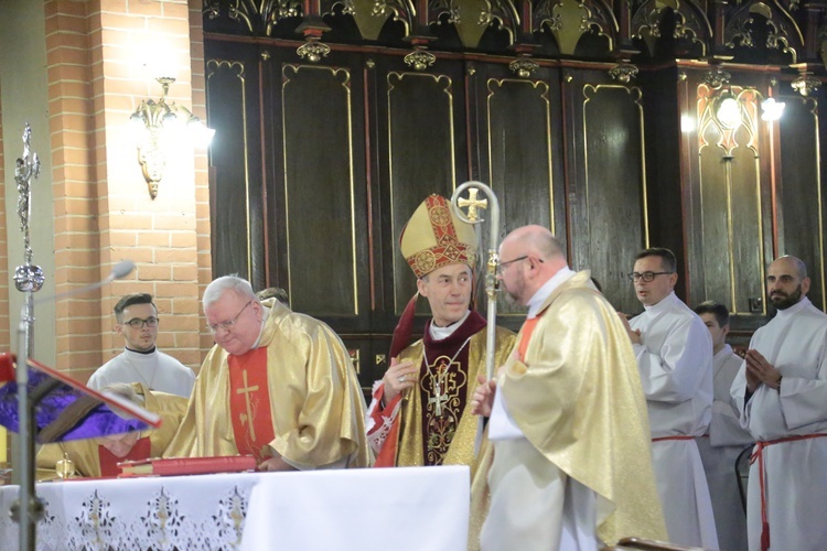 Bierzmowanie u Świętej Rodziny w Tarnowie