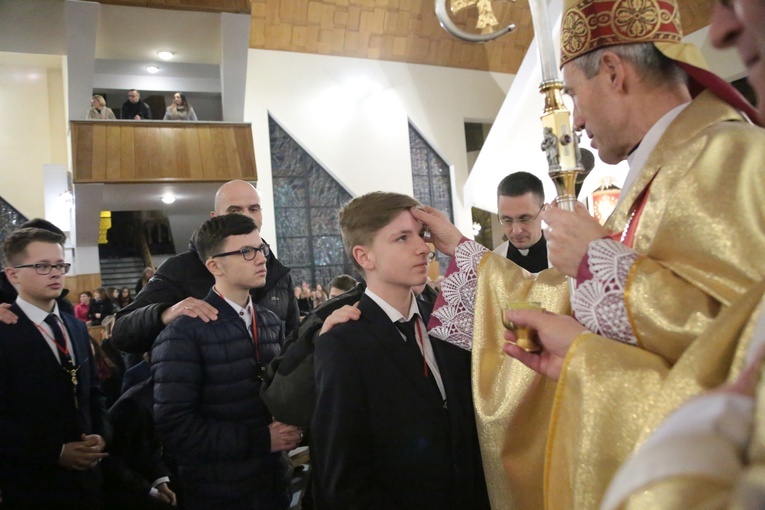 Bierzmowanie w par. Miłosierdzia Bożego