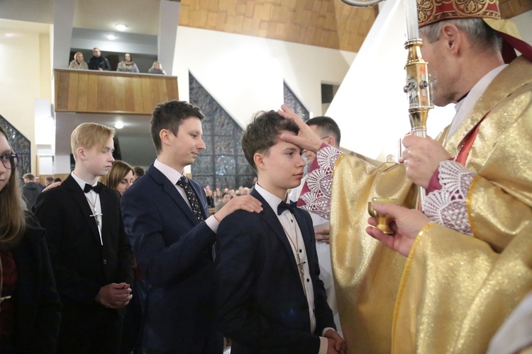 Bierzmowanie w par. Miłosierdzia Bożego