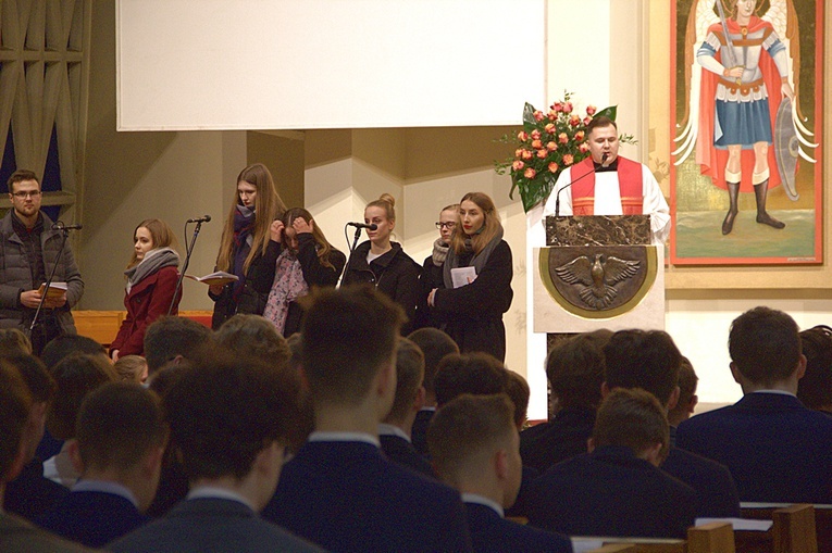 Uroczystość bierzmowania w Gdańsku-Osowej