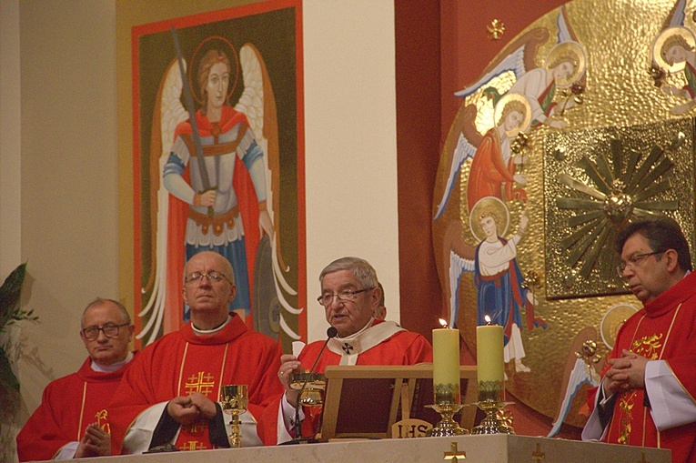 Uroczystość bierzmowania w Gdańsku-Osowej