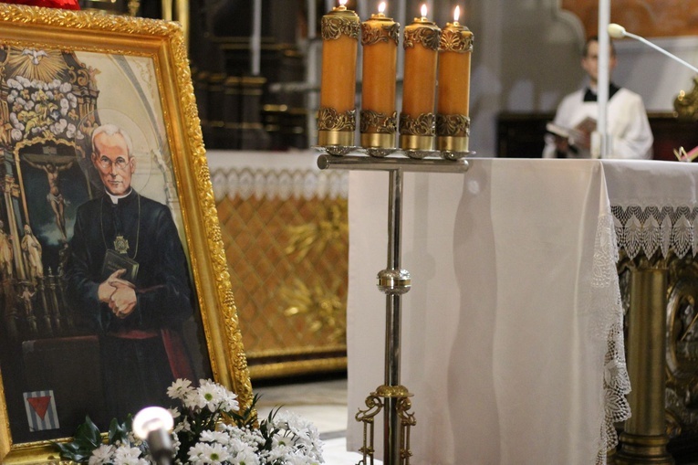 Mielec. Nabożeństwo do bł. ks. Romana Sitki