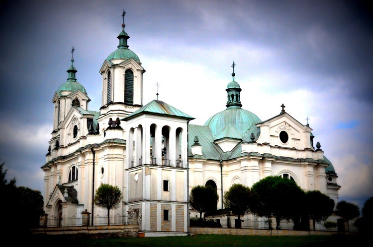 Kościół w Luszowicach.