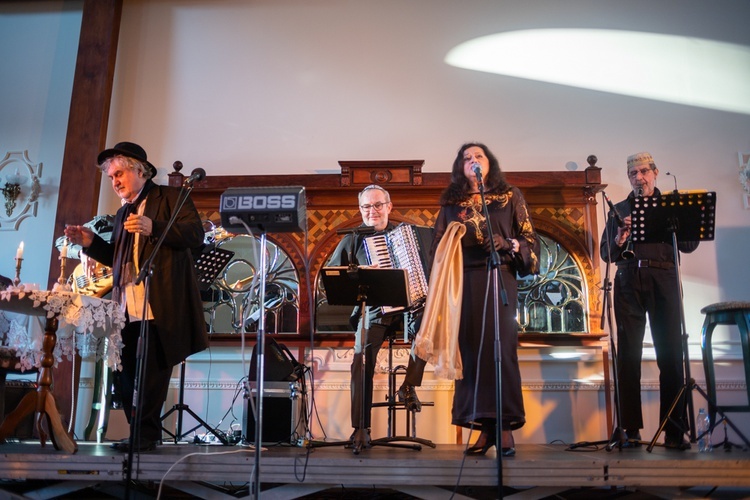 Koncert grupy muzycznej Shalom w Wambierzycach