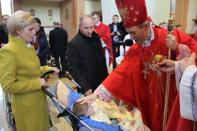 Bierzmowanie w parafii św. Jana Pawła II w Nowym Sączu
