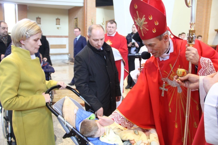 Bierzmowanie w parafii św. Jana Pawła II w Nowym Sączu