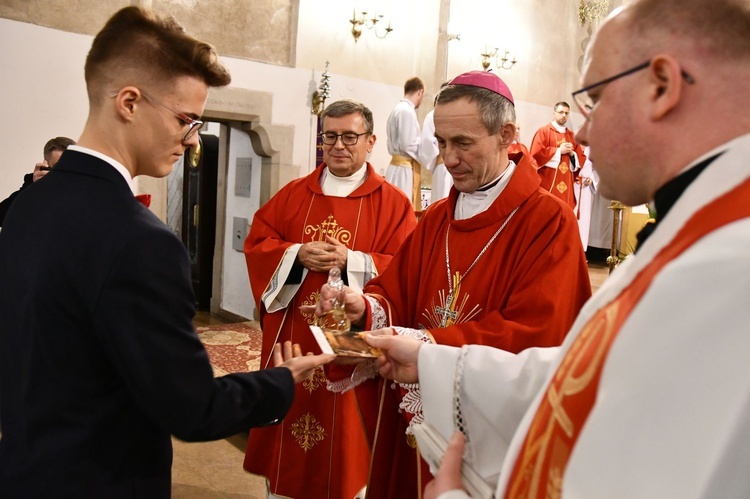 Bierzmowanie w sądeckiej bazylice