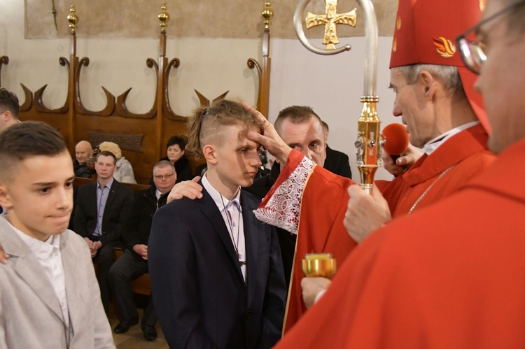 Bierzmowanie w sądeckiej bazylice