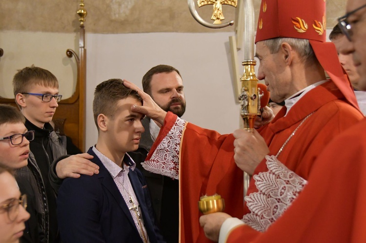 Bierzmowanie w sądeckiej bazylice