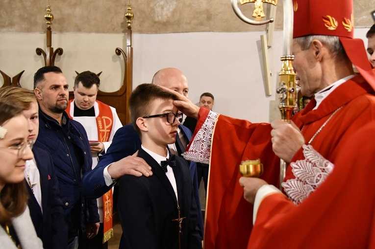 Bierzmowanie w sądeckiej bazylice