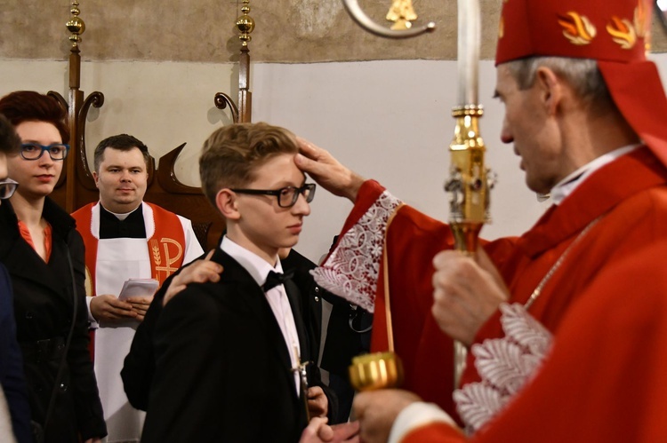 Bierzmowanie w sądeckiej bazylice