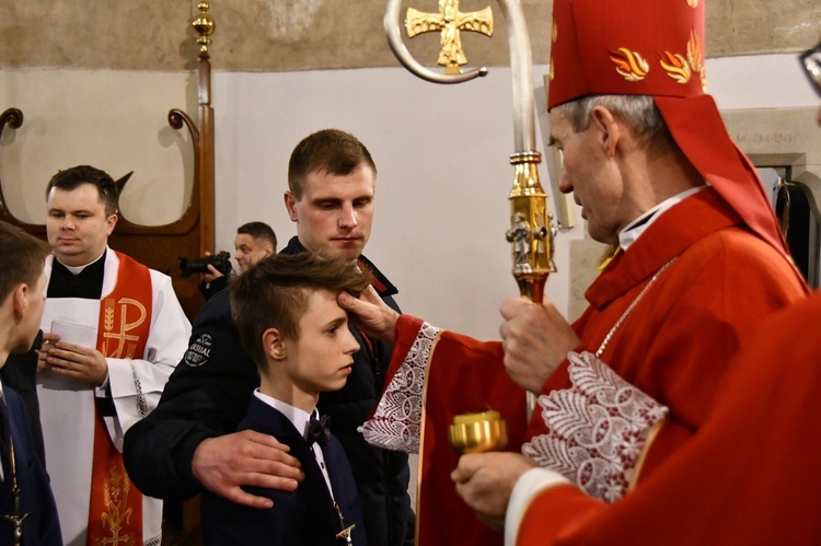 Bierzmowanie w sądeckiej bazylice