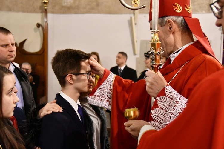 Bierzmowanie w sądeckiej bazylice