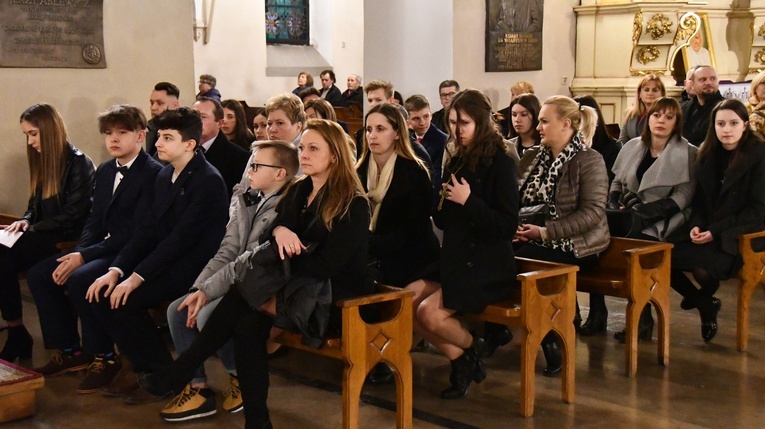Bierzmowanie w sądeckiej bazylice