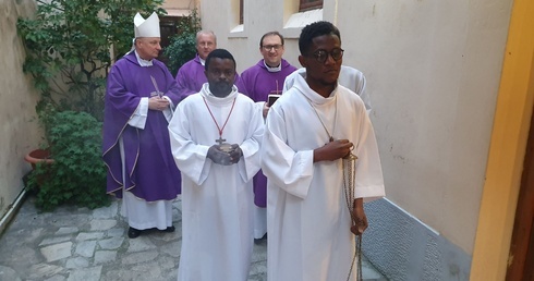 Delegacja z Koszalina w obozie na Samos