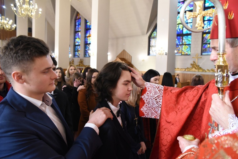 Bierzmowanie w Wielogłowach