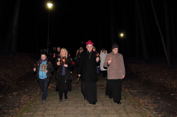 Pielgrzymka na Górę Chełmską o oddalenie pandemii