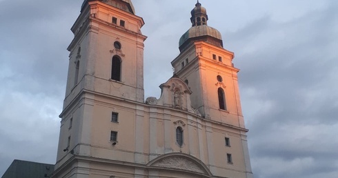 W Pile w związku z koronawirusem rusza parafialna akcja pomocowa 