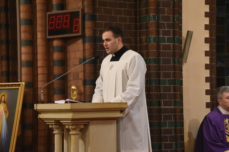 Klerycy MWSD przyjęli posługę akolitatu i lektoratu