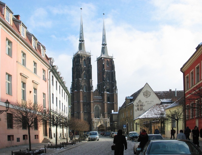 Modlitwa Anioł Pański z katedry wrocławskiej