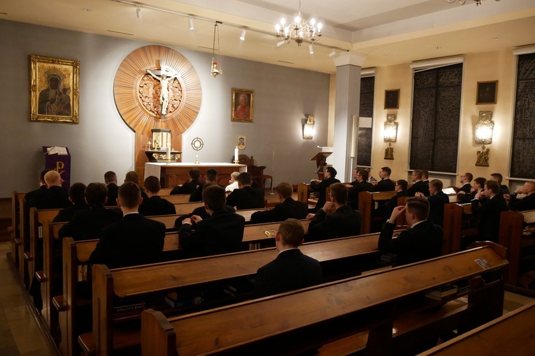 Modlitwa różańcowa w Gdańskim Seminarium Duchownym