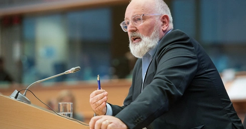 Frans Timmermans znalazł się na kwarantannie