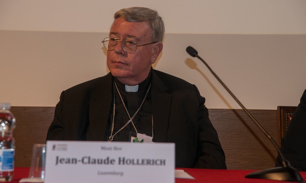 Kard. Hollerich: droga synodalna inspiracją dla Europy