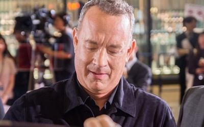 Zarażony koronawirusem słynny aktor Tom Hanks opuścił szpital