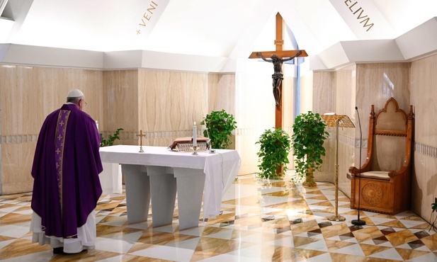 Franciszek: W piątek i sobotę przeżyjmy „24 godziny dla Pana” na pojednaniu z Bogiem i modlitwie