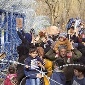 Nie ma lepszej recepty na kryzys uchodźczy niż doprowadzenie do zakończenia wojny w Syrii, a na tym niekoniecznie zależy zaangażowanym w wojnę potęgom.