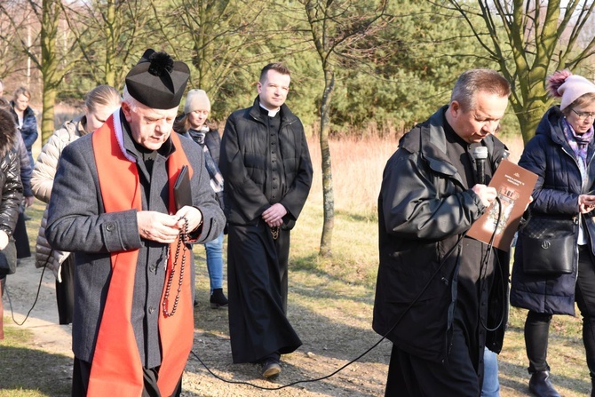 Droga Krzyżowa w Wał-Rudzie w czasach zarazy