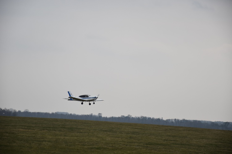 Przasnysz. Lot z modlitwą o oddalenie epidemii koronawirusa