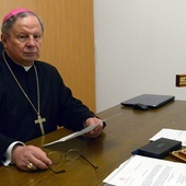 Ordynariusz przypomina, że według obowiązującego prawa kościelnego, czas na spełnienie obowiązku spowiedzi i Komunii wielkanocnej trwa do Niedzieli Trójcy Świętej, czyli w tym roku do 7 czerwca.