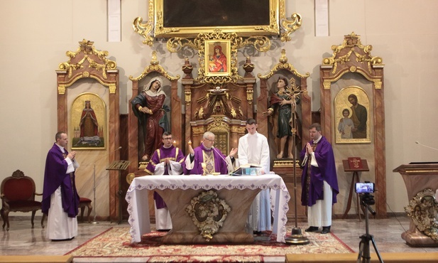 Legnica. Msza św. w intencji maturzystów