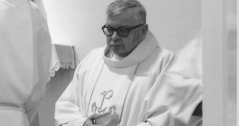 Ks. kan. Bogdan Śliwa zmarł po długiej chorobie w 69. roku życia i 44. roku kapłaństwa.