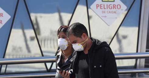 Włochy: Lekarze znaleźli w Mediolanie w domach 1800 osób z objawami COVID-19