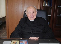 Ks. prałat Jan Kozioł - zawsze serdeczny i uśmiechnięty.