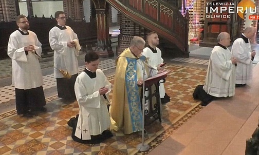 Bp Jan Kopiec: Dziękujemy ludziom, ale mocno wierzymy, że tylko Boże miłosierdzie nam okazane wygasi panującą pandemię