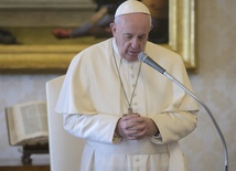 Papież: Błagamy o miłosierdzie dla doświadczonej ludzkości