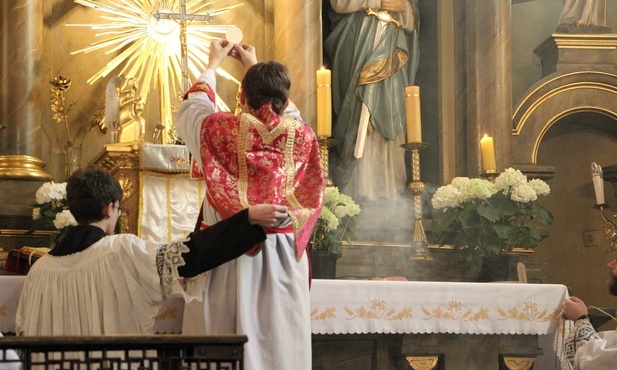 Zmiany w przedsoborowej liturgii