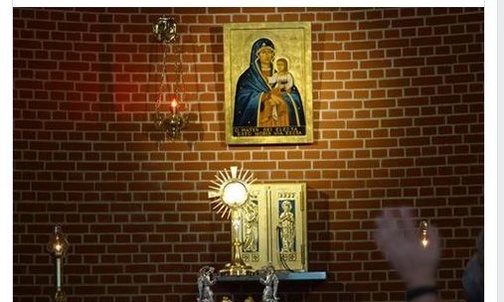 W niedzielę zasłaniamy krzyże