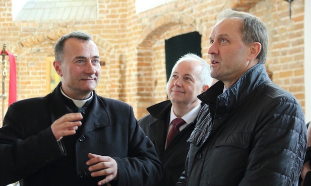 Marszałek województwa pomorskiego zarażony koronawirusem