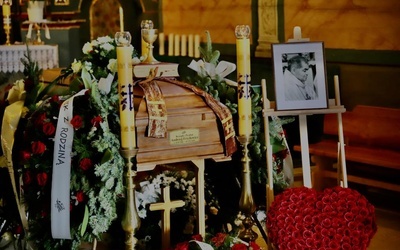 Pogrzeb ks. Andrzeja Fryźlewicza