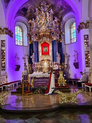 Niedzielne Msze św. w czasie pandemii kornawirusa