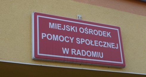 Miejski Ośrodek Pomocy Społecznej podkreśla, że jest otwarty na współpracę z innymi sklepami, które chciałyby w ten sposób pomóc radomianom objętym kwarantanną.