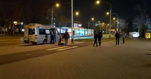 StreetBus, Uliczne Ambulatorium, MiserArt. Na pierwszej linii frontu